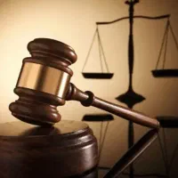 وکیل پایه یک دادگستری