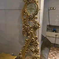 ساعت دیواری ومیزتلوزیون