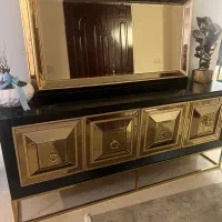 آیینه و کنسول