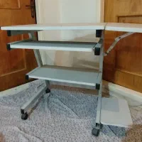 میز کامپیوتر