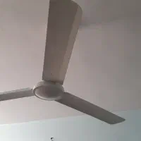 پنکه سقفی سفید .خیلی کم کار کرده