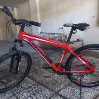 دو عدد دوچرخه فروشی