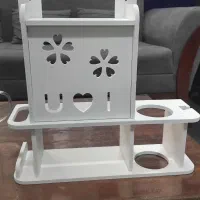 شلف و نظم دهنده سشوار و ارایشی