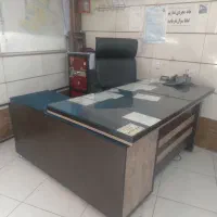میز اداری و صندلی