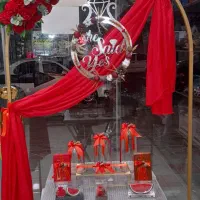 دکور یلدا برای عروس خانم ها