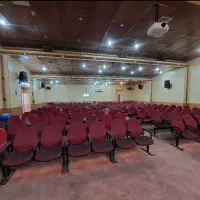 سالن آمفی تئاتر/ استودیو و پلاتو گویندگی و تئاتر