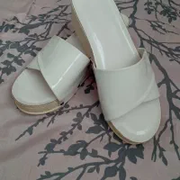 دمپایی سفید ورنی نو|کیف، کفش، کمربند|اردبیل, |دیوار