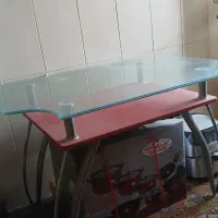 میز نهار خوری ،همراه با ۳ صندلی