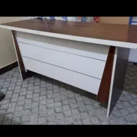 میز کامپیوتر