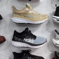 کفش اسپورت زنانه مردانه صدرا|کیف، کفش، کمربند|صدرا-فارس, فاز ۱|دیوار