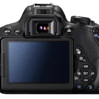 دوربین کنون 700D در حد نو|دوربین عکاسی و فیلمبرداری|زارچ, |دیوار