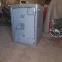 گاوصندوق بزرگ