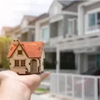 ویلایی بر اصلی سینا شرقی