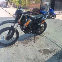 موتور تریل کی تی ام۲۰۰فلات