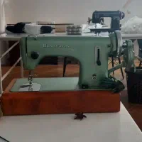 چرخ خیاطی آنتیک هوسکوارنا ساخت سوئیس