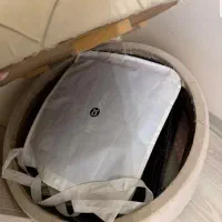 پاف (صندلی)|صندلی و نیمکت|تهران, باغ فیض|دیوار