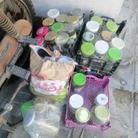 تعداد زیادی شیشه رایگان