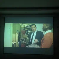 پروژکتور و پرده نمایش برقی|تلویزیون و پروژکتور|مشهد, الهیه|دیوار