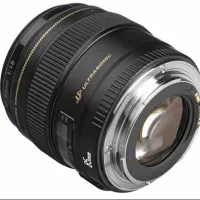 لنز۸۵mmکنون در حد نو