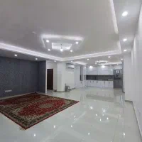 آپارتمان ۱۶۸متری/خوش نقشه و نورگیر عالی/تختی