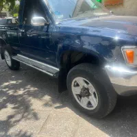 تویوتا وانت هایلوکس ۱۹۹۲