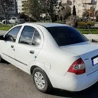 تیبا صندوقدار مدل اخر۹۶ کم کار تمیز