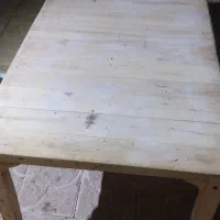 تخت چوبی سالم