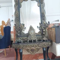 آیینه و شمعدان