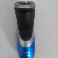 ماشین اصلاح فیلیپس اصل ساخت هلند سه تیغ ضد آب