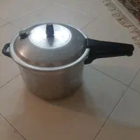 زودپز ۸ لیزی|ظروف پخت‌وپز|تهران, ارم|دیوار