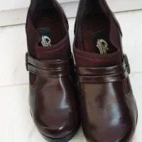 کفش|کیف، کفش، کمربند|سراب, |دیوار