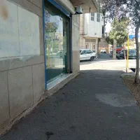 اجاره مغازه ۲۷ متر ۲۰ متر بالکن|اجارهٔ مغازه و غرفه|قم, امامزاده ابراهیم|دیوار
