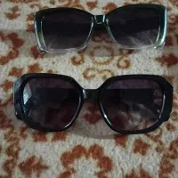 دو عینک آفتابی uv..اصلا استفاده نشده..کادویی بودن