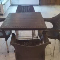 میز و صندلی