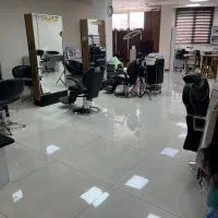 میزناخن(قیمت توافقی) وصندلی میکاپ وصندلی کوپ|آرایشگاه و سالنهای زیبایی|تهران, شکوفه|دیوار