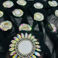 تمامی اینا به فروش میرسه