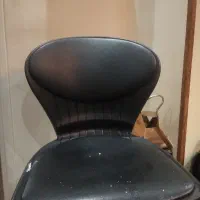 صندلی چرخی تمیز نو