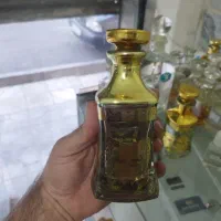 فروش فوری عطر بعلت جمع آوری مغازه