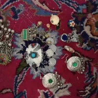 وسایل های ساسانی دوعدد سنگ مینا یک عدد مهرنگار