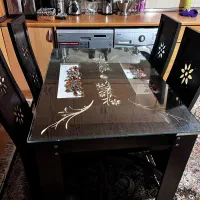 میز نهارخوری چهار نفره