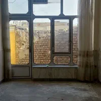 در آلومینیومی و آبگرمکن  و پنجره آهنی