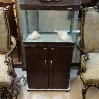 آکواریوم  و کمد زیر ماهیران