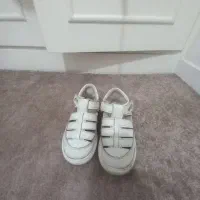 کفش|کیف، کفش، کمربند|رشت, استقامت ۲|دیوار