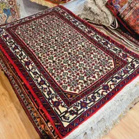 ذرع و نیم دستباف زمینه روشن همدان|فرش|تهران, اکباتان|دیوار