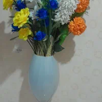 گل و گلدان