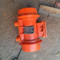 قالب لوله.قالب جدول. بالابر .بتونیر.بلوک زن|ماشین‌آلات صنعتی|تهران, شارق|دیوار