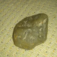 کسی هست بگه اینها چه سنگهای هستند|کلکسیون اشیاء عتیقه|شیراز, حومه شیراز|دیوار