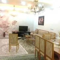 مبل و ناهارخوری چوب راش رنگ طلایی