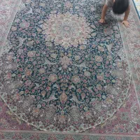 فرش ۱۰۰۰ شونه دست بافت گونه رنگ خاص