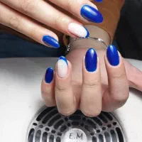 خدمات ناخن با بهترین کیفیت کاشت 300 تومان